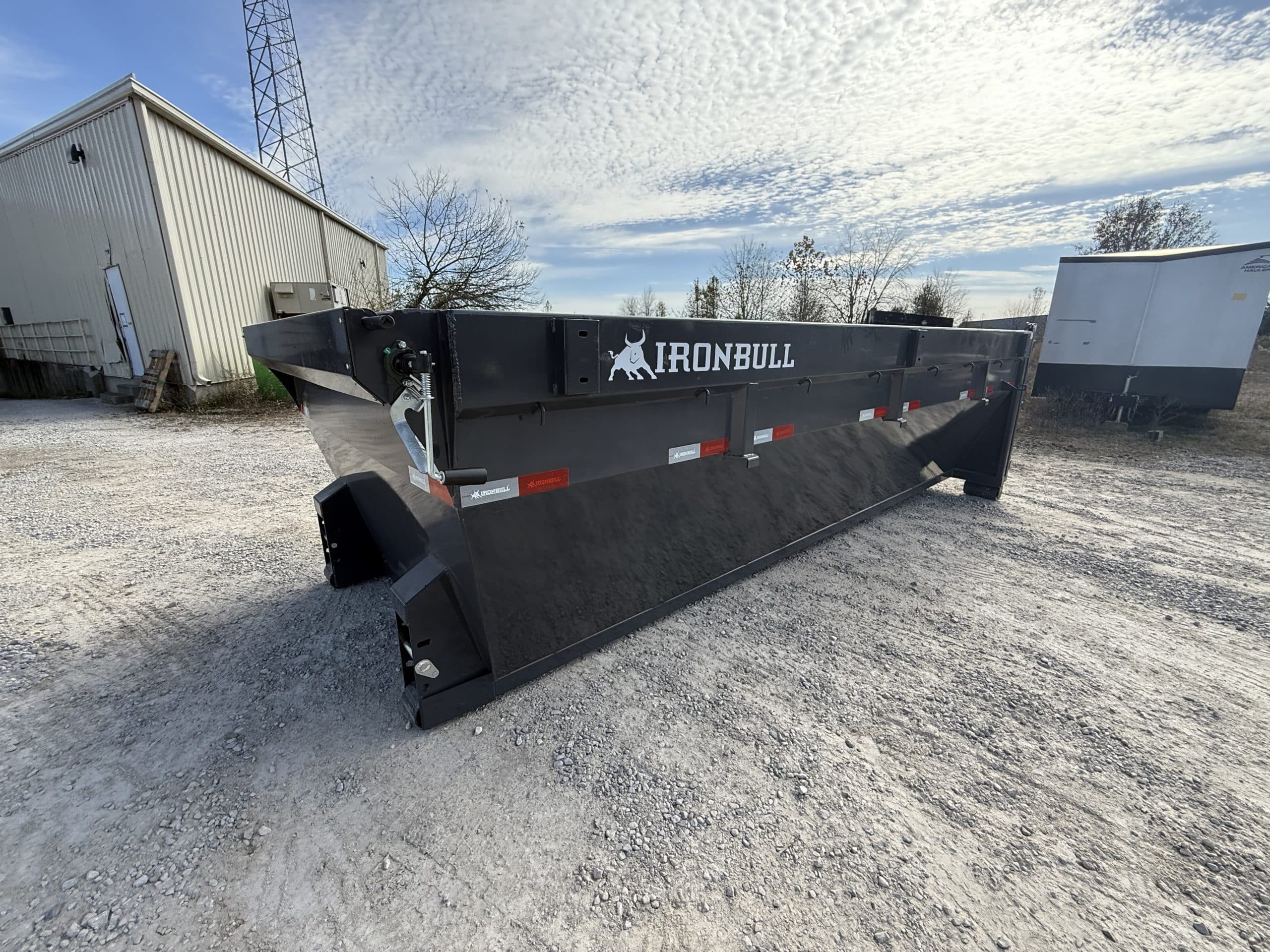 2026 Iron Bull ROLLOFF BIN 83″ X 16″